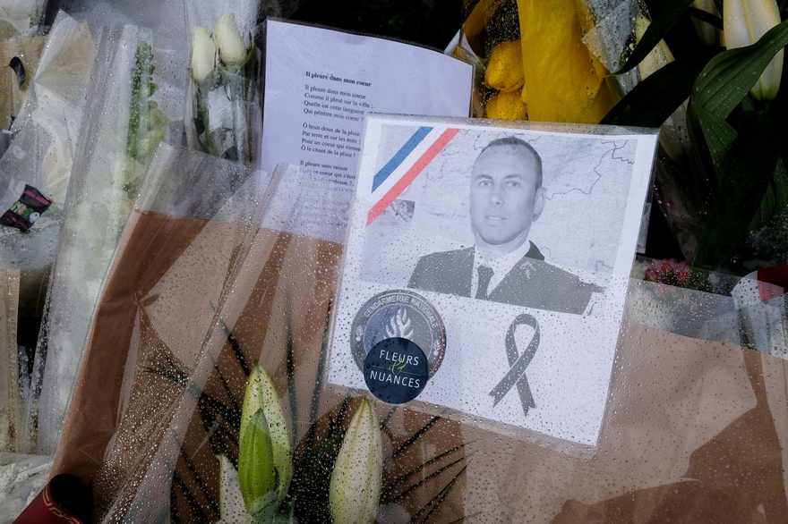 Hommage au Colonel Arnaud BELTRAME